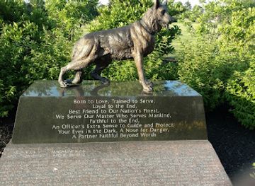 indiana/anderson/attraction/the-gardens-at-willowcrest-park