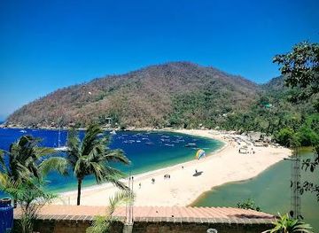 mexico/puerto-vallarta/attraction/yelapa-beach