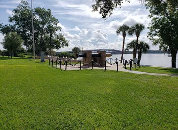 florida/first-coast/attraction/st-johns-river-center