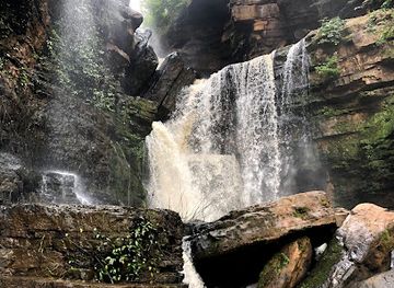 ghana/ashanti-region/attraction/akaa-waterfalls