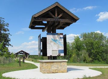 iowa/dubuque/attraction/americas-state-tree-woodland-walk-mines-of-spain-recreation-area