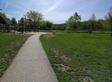 iowa/iowa-city/attraction/thornberry-dog-park