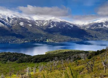 argentina/cerro-tronador/attraction/senda-laguna-toncek-refugio-frey