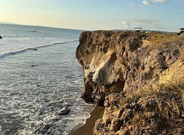 costa-rica/jaco/attraction/guacalillo-cliff