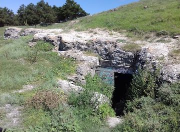 romania/dobrogea-plateau/attraction/pestera-limanu