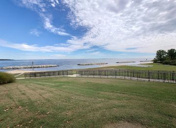 maryland/sandy-point-state-park/attraction/mayo-beach-park