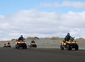iceland/hveragerði/attraction/black-beach-tours