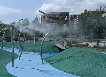 virginia/arlington/attraction/long-bridge-park