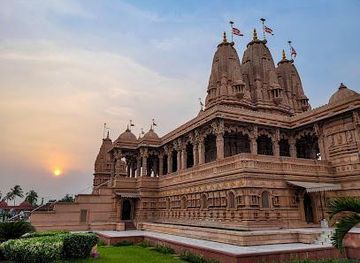india/kolkata/attraction/baps-shree-swaminarayan-temple