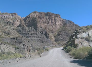 argentina/cuyo/attraction/borges-labyrinth