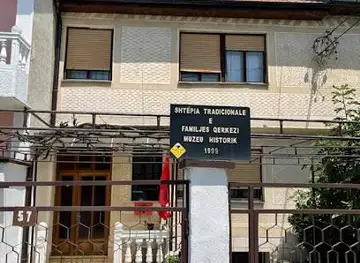 Shtëpia Tradicionale e Familjes Qerkezi Muzeu Historik 1999