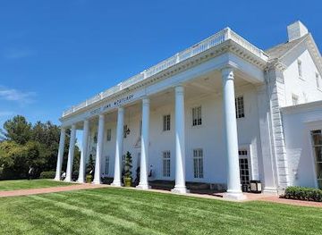 california/santa-clarita/attraction/forest-lawn