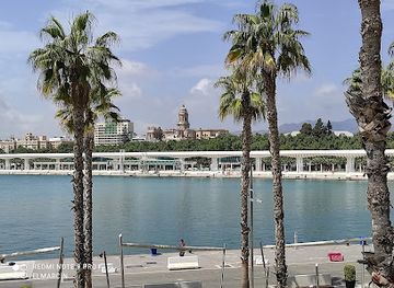 spain/malaga/el-palo/attraction/centre-pompidou-malaga