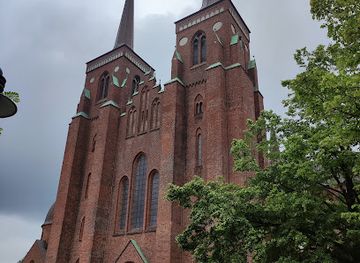denmark/roskilde/attraction/gravmonument-over-frederik-ix