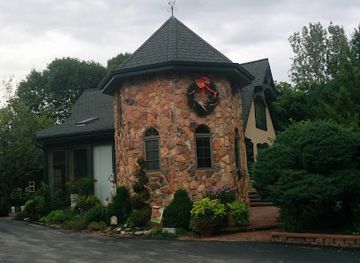 wisconsin/northern-highland/attraction/trout-springs-winery