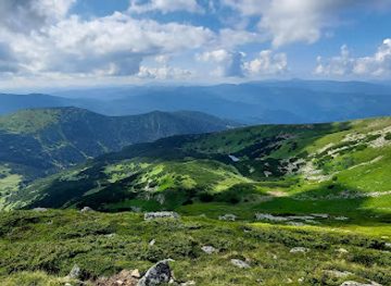 ukraine/hoverla-mountain/attraction/hutyn-tomnatyk
