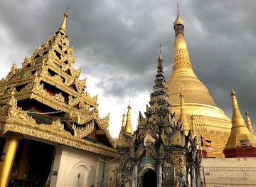 myanmar-burma/golden-rock/attraction/kyaik-khauk-pagoda