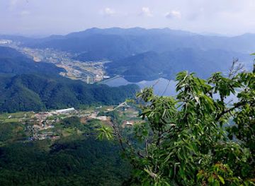 south-korea/naejangsan-national-park/attraction/naejangsan-bulchulbong