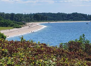new-york/long-island/attraction/old-field-point-lighthouse