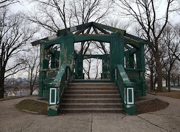 new-jersey/jersey-city/attraction/leonard-gordon-park