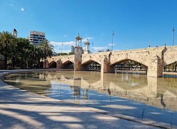 spain/valencia/attraction/pont-de-la-mar