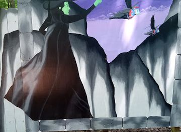 illinois/central-illinois/attraction/wizard-of-oz-garden