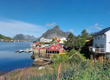 norway/lofoten-islands/attraction/lofoten-harbour-leknes