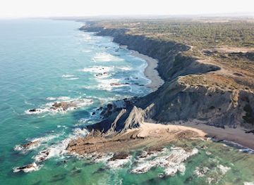 portugal/costa-vicentina/attraction/praia-da-amoreira
