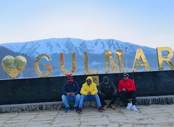 india/gulmarg/attraction/saleem-khan