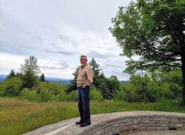 oregon/clackamas-county/attraction/hogan-butte-nature-park