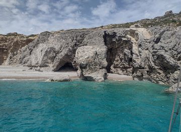 greece/dodecanese/attraction/traganou-caves