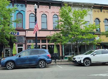 pennsylvania/allegheny-national-forest/attraction/warren-historic-district