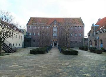 netherlands/amsterdam/attraction/museum-of-the-20th-century