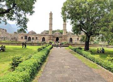 india/gujarat/attraction/champaner-pavagadh-archaeological-park