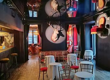 portugal/cascais/attraction/pensao-amor