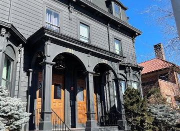 rhode-island/narragansett/attraction/federal-hill-heritage-center