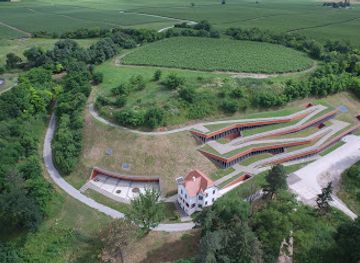 croatia/baranja/attraction/vucedol-culture-museum-and-archaeological-site
