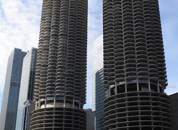 illinois/oak-lawn/attraction/22-chicago-riverwalk