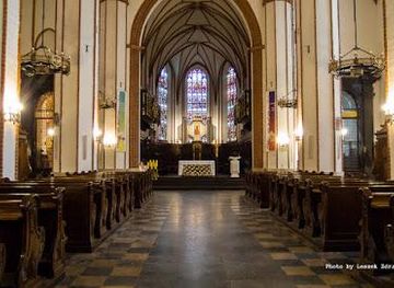 poland/warsaw/attraction/archcathedral-basilica-of-st-john-the-baptist