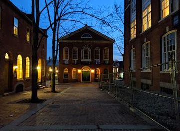 iowa/newton/attraction/derby-square