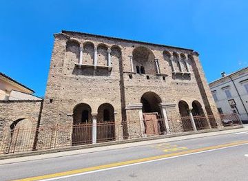 italy/rimini/attraction/palazzo-di-teodorico