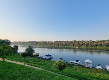 bosnia-and-herzegovina/posavina/attraction/ficibajer