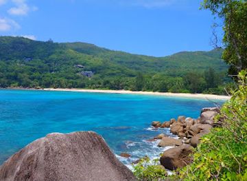 seychelles/beau-vallon/attraction/ros-sodyer-rock-pool