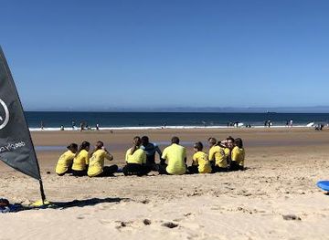portugal/sintra/attraction/carcavelos-surf-school