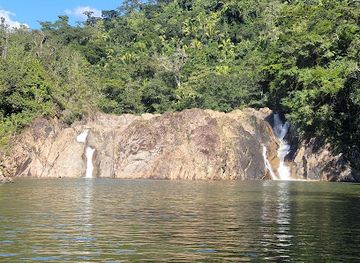 belize/mountain-pine-ridge-forest-reserve/attraction/jungle-pontoon-waterfall-adventure-tour