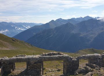 italy/val-venosta/attraction/fort-goldsee