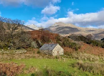 united-kingdom/snowdonia-national-park/attraction/llyndy-bothy-national-trust-holidays