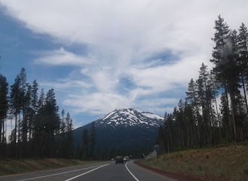 oregon/cascade-lakes-scenic-byway/attraction/vista-butte-sno-park