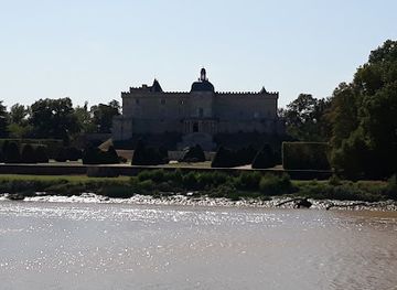 france/aquitaine-coast/attraction/chateau-de-vayres
