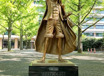 japan/kyushu/attraction/monkey-d-luffy-statue